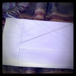 Frontgate leather accessories case